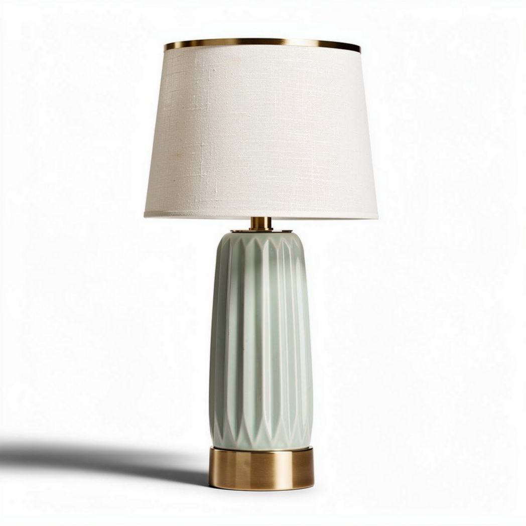 Lampada da tavolo in ceramica verde con paralume in tessuto bianco 25 x 25 x 50cm